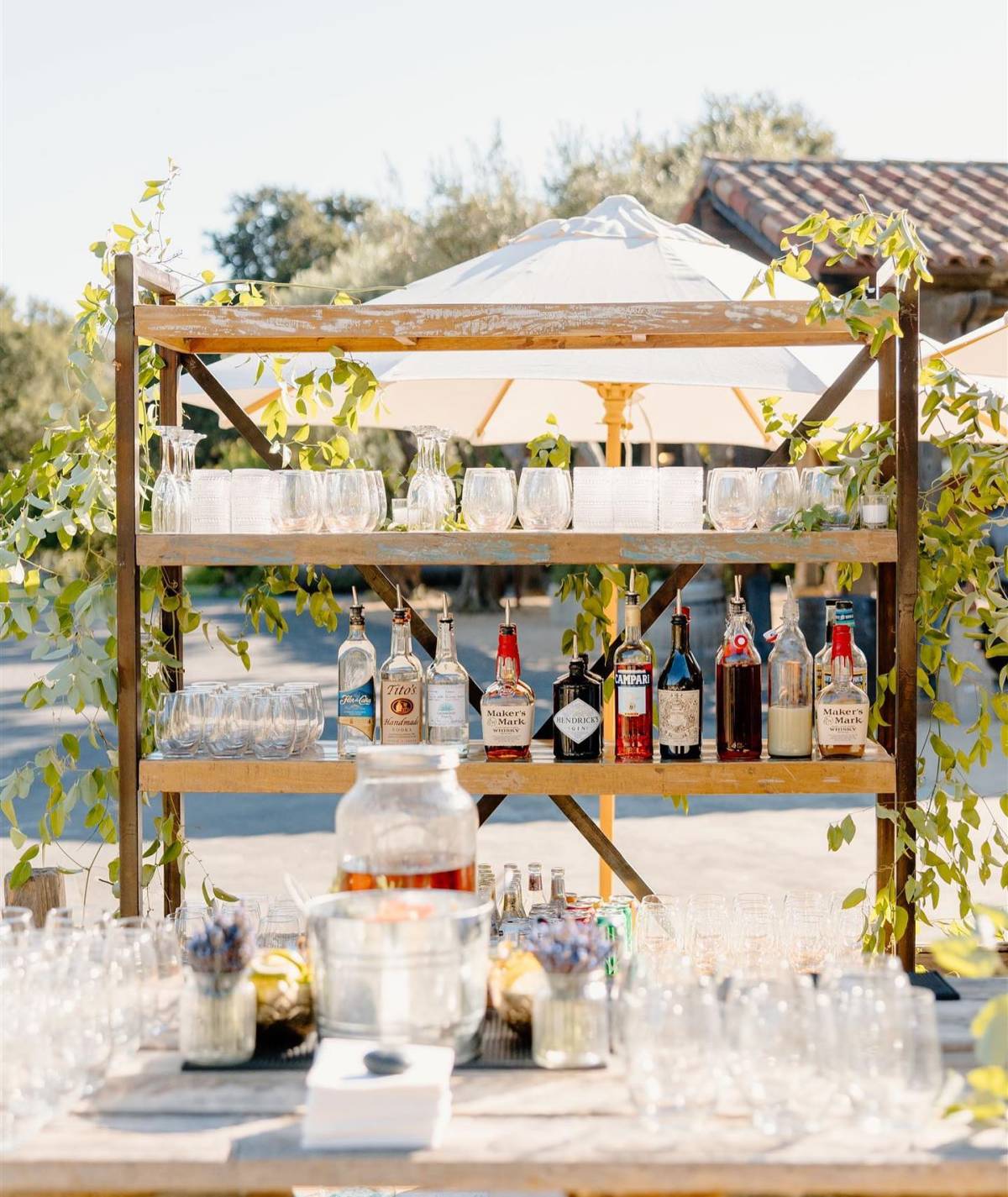 summer wedding drink bar