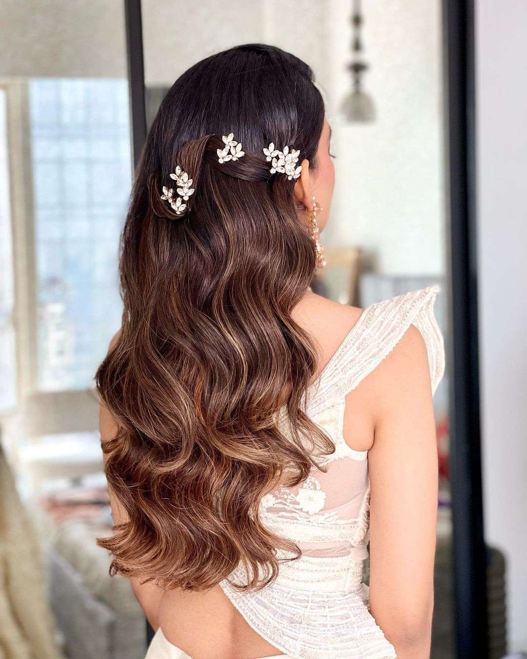 Retro waves with diamonds indian wedding hairstyle