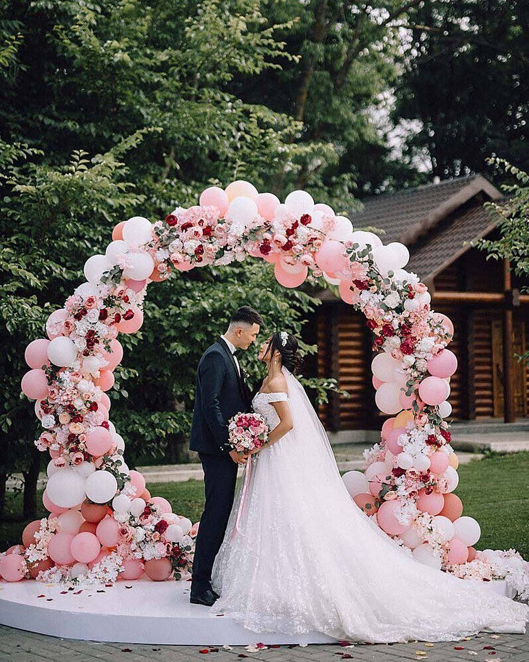 pink wedding ballon arch