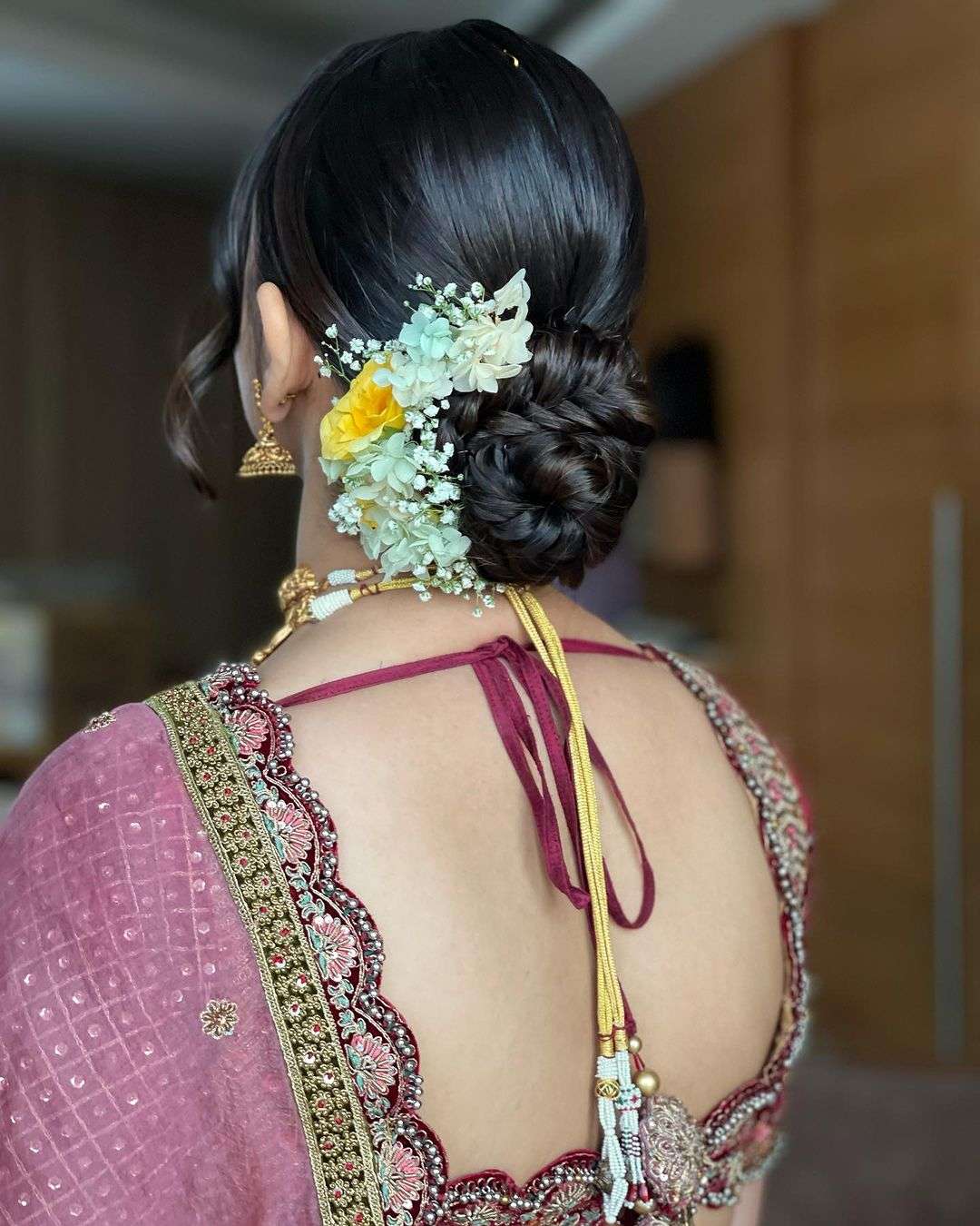 6 Best Trendy Bun Hairstyles for Indian Brides