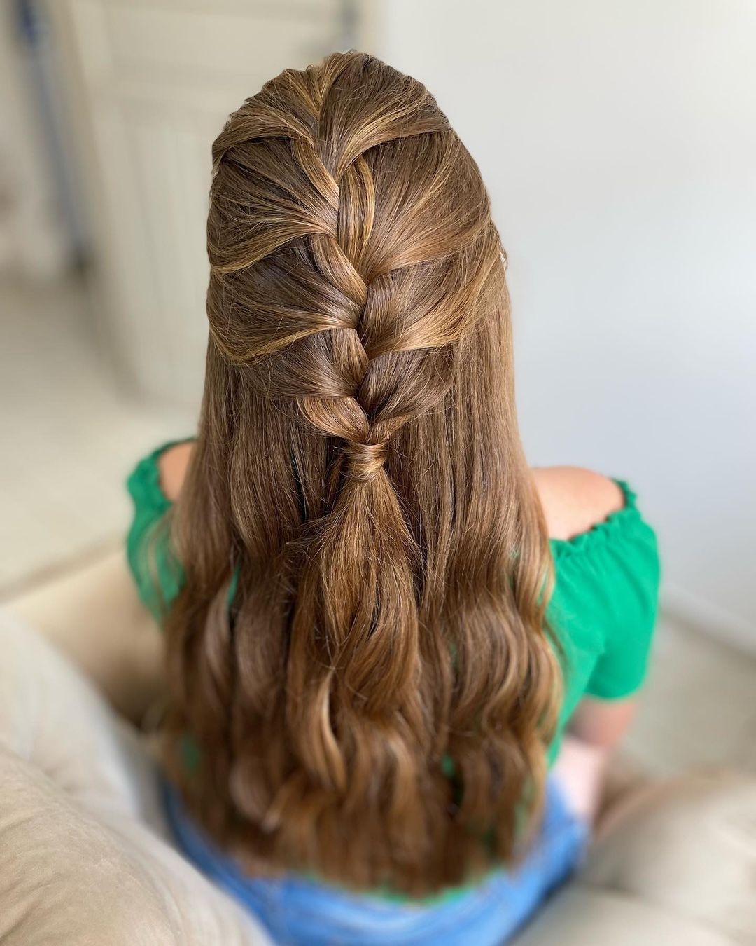 braided long hairstyle via penteadoscintiareis