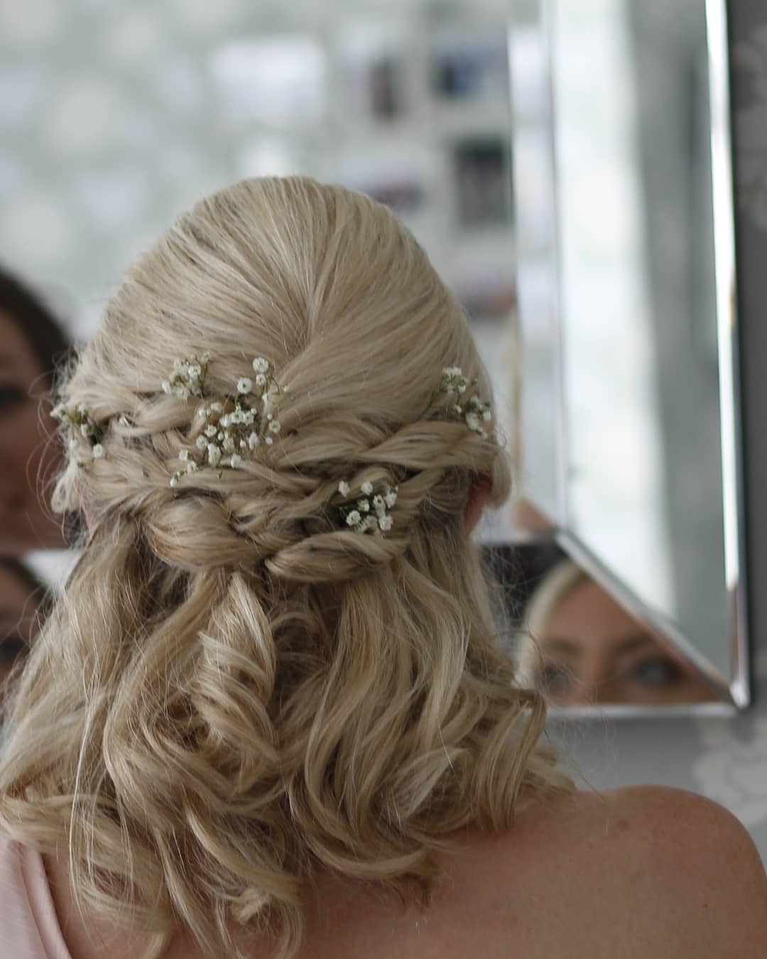 half up updo medium length bridesmaid hairstyle via dawntaylorweddingbeauty