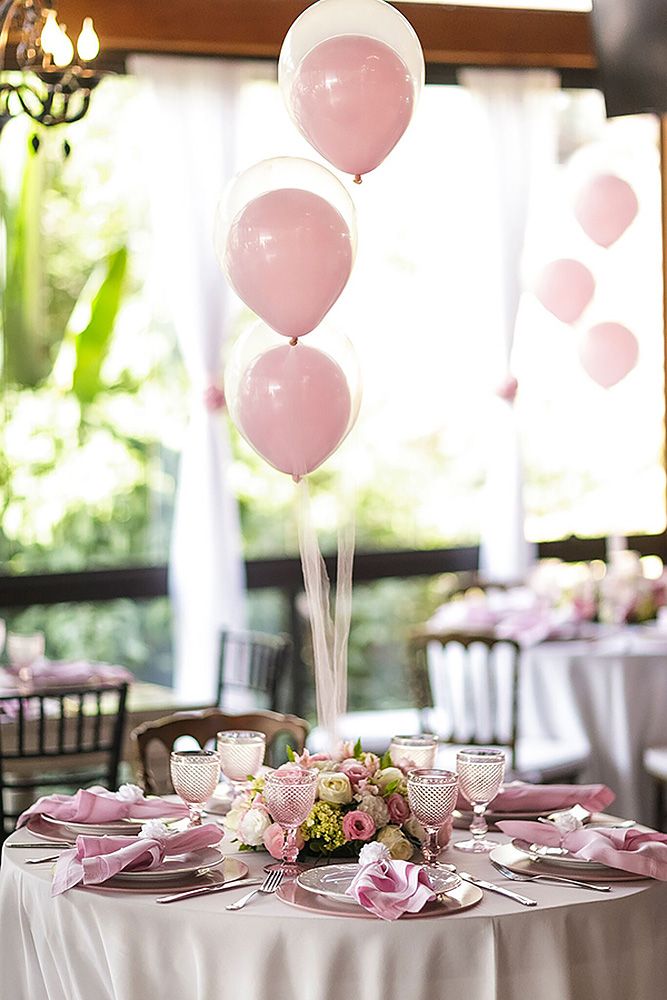 pink balloon wedding centerpiece for round table
